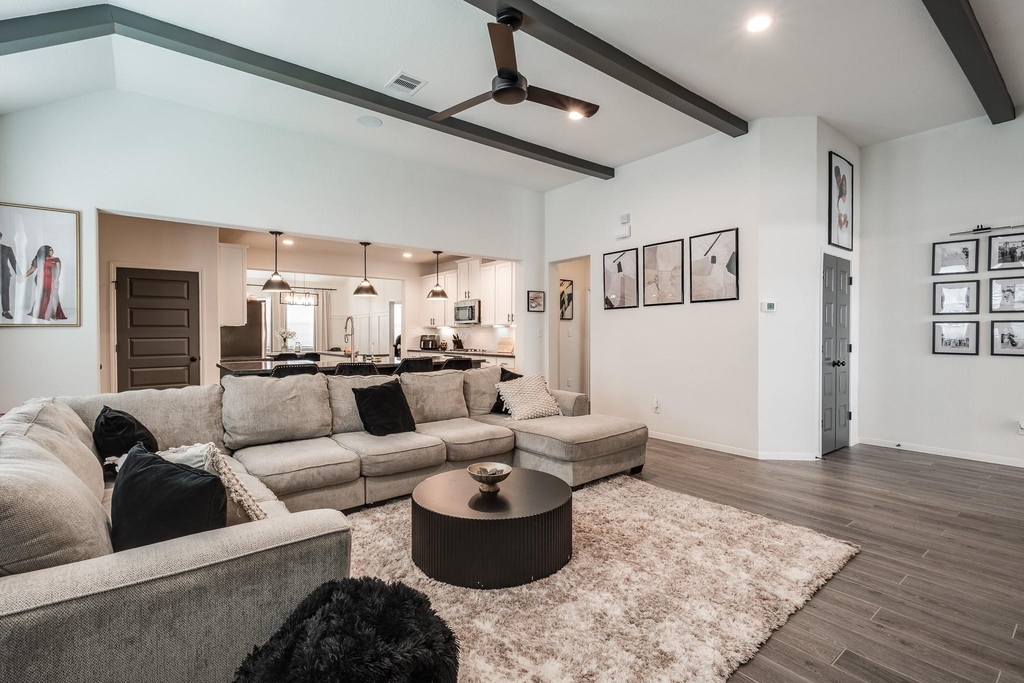 14231 Angelina Drive - Photo 11