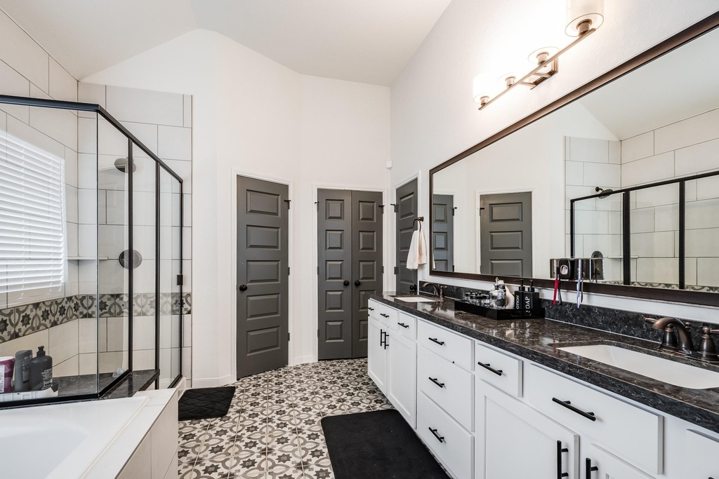 14231 Angelina Drive - Photo 22