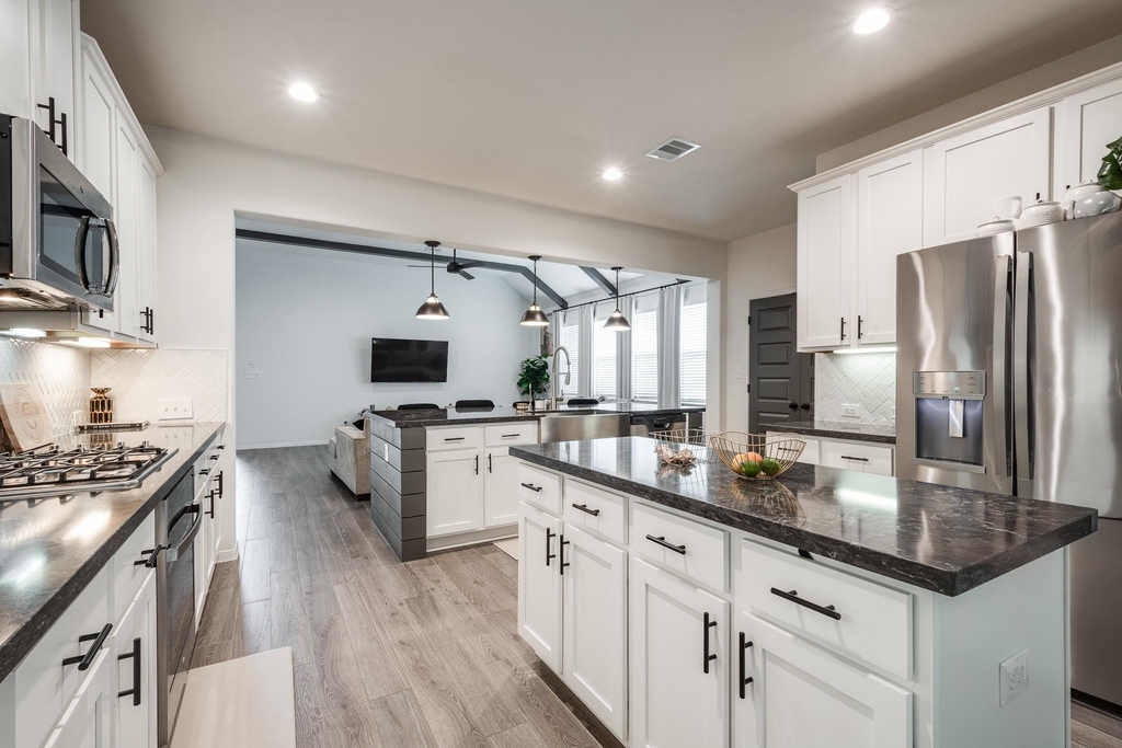 14231 Angelina Drive - Photo 17