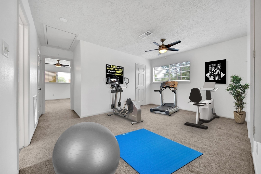 9411 Roos Road - Photo 30