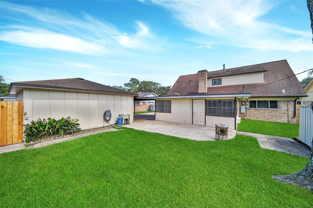 9411 Roos Road - Photo 40