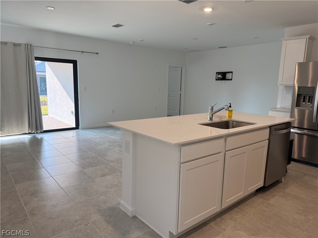 1024 Caloosa Breeze Drive - Photo 2