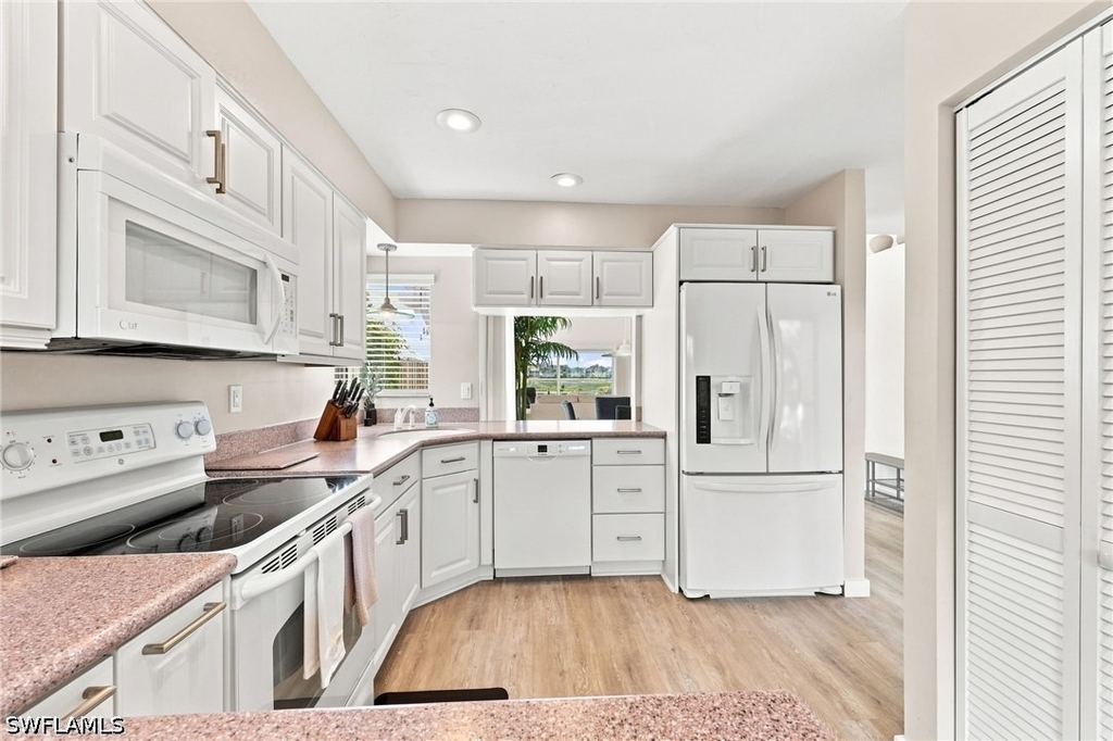 2608 Sailors Way - Photo 15