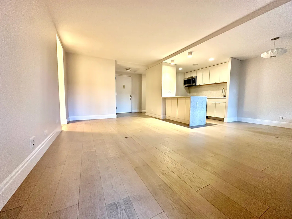 160 West 97th Street - Photo 2