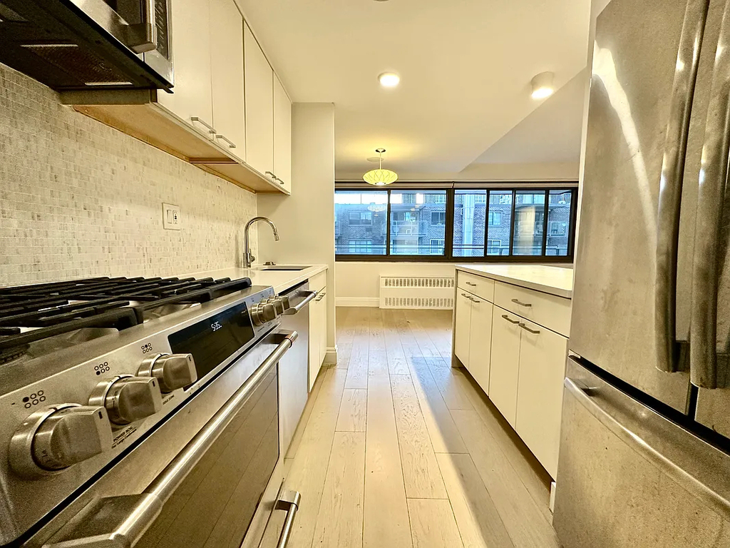160 West 97th Street - Photo 0