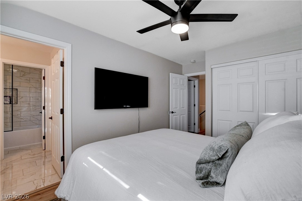 10400 Raining Sky Street - Photo 32