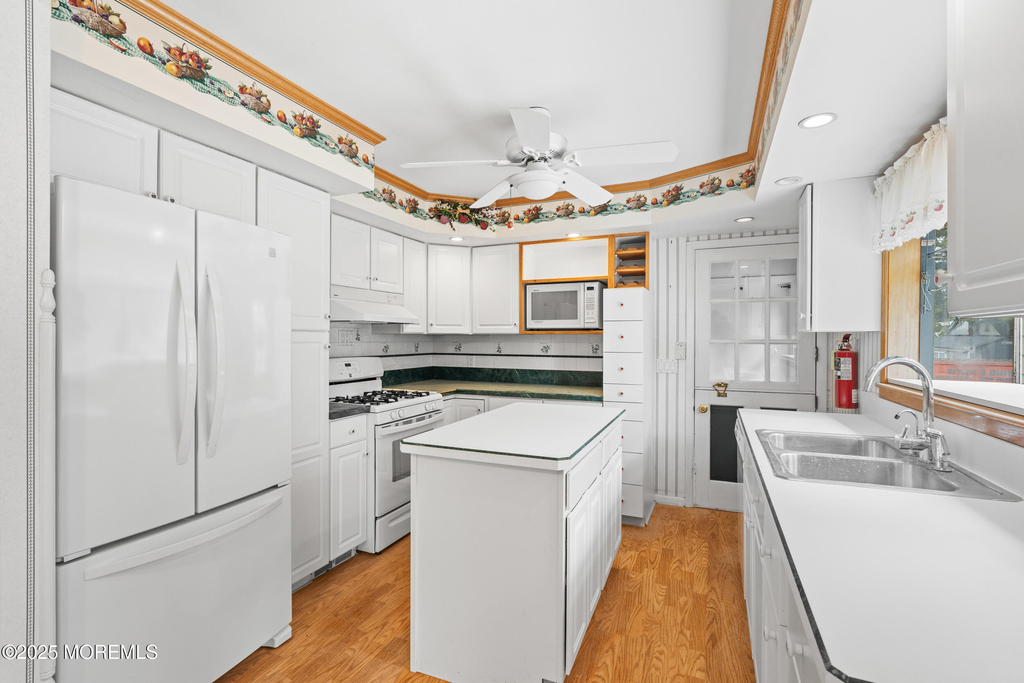 221 Belmar Avenue - Photo 8