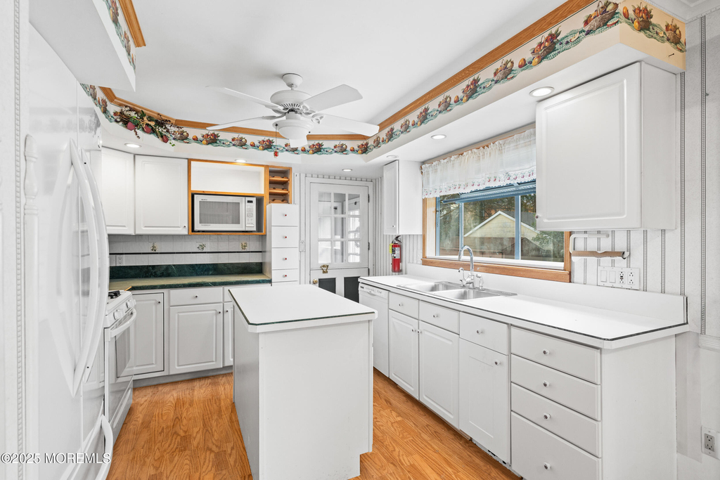 221 Belmar Avenue - Photo 10