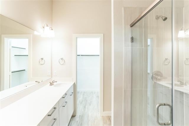 1312 Creekbank Drive - Photo 5