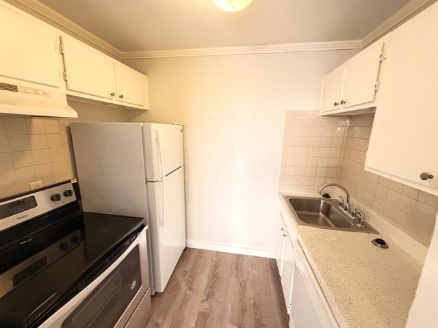 4115 Douglas Avenue - Photo 9