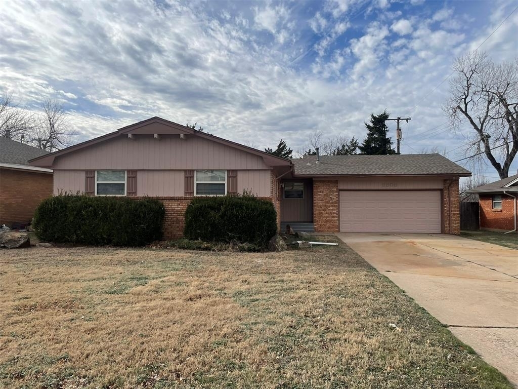 6505 N Cherokee Dr. Drive - Photo 0
