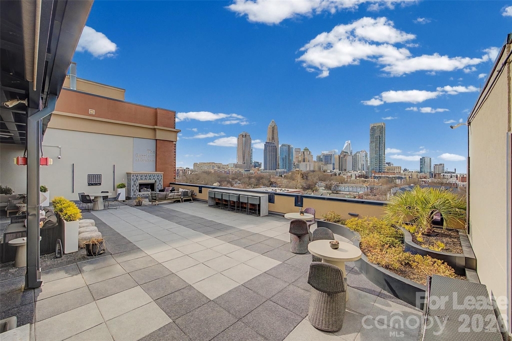 715 N Graham Street - Photo 5