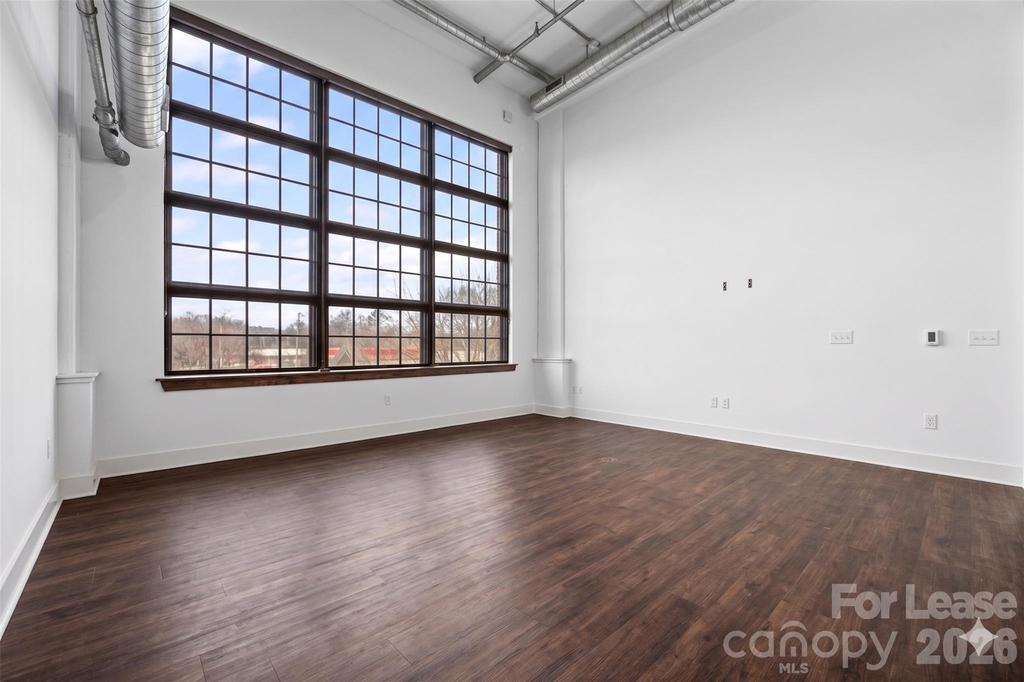 715 N Graham Street - Photo 15