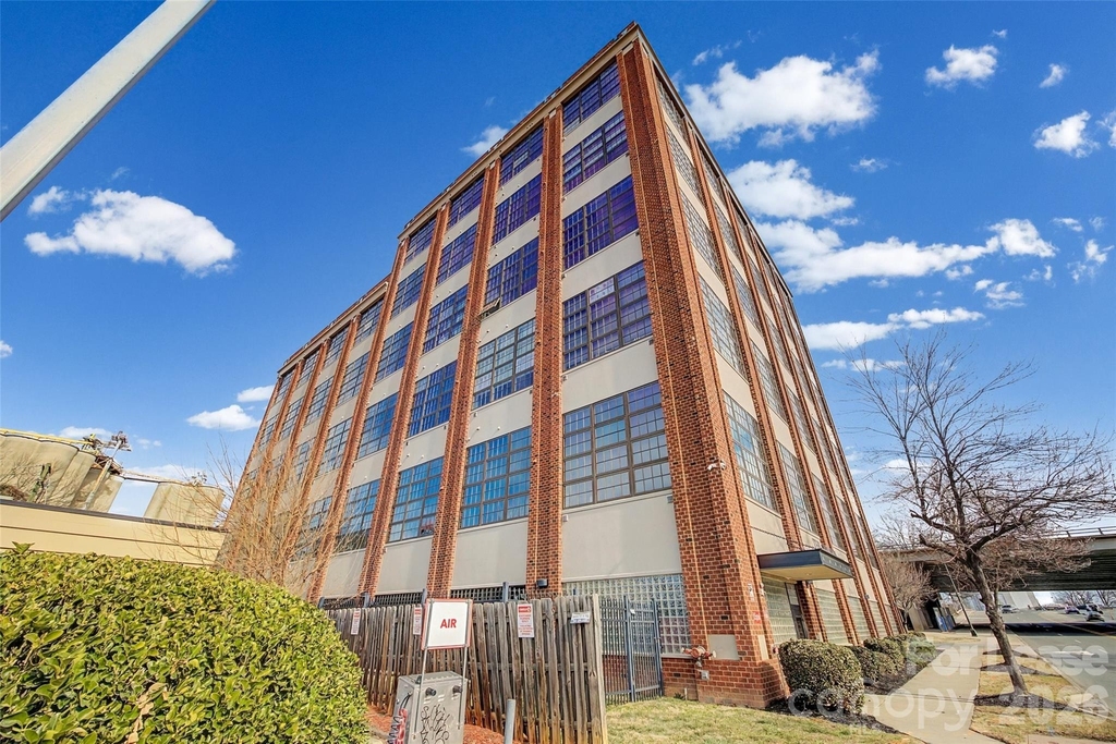 715 N Graham Street - Photo 7