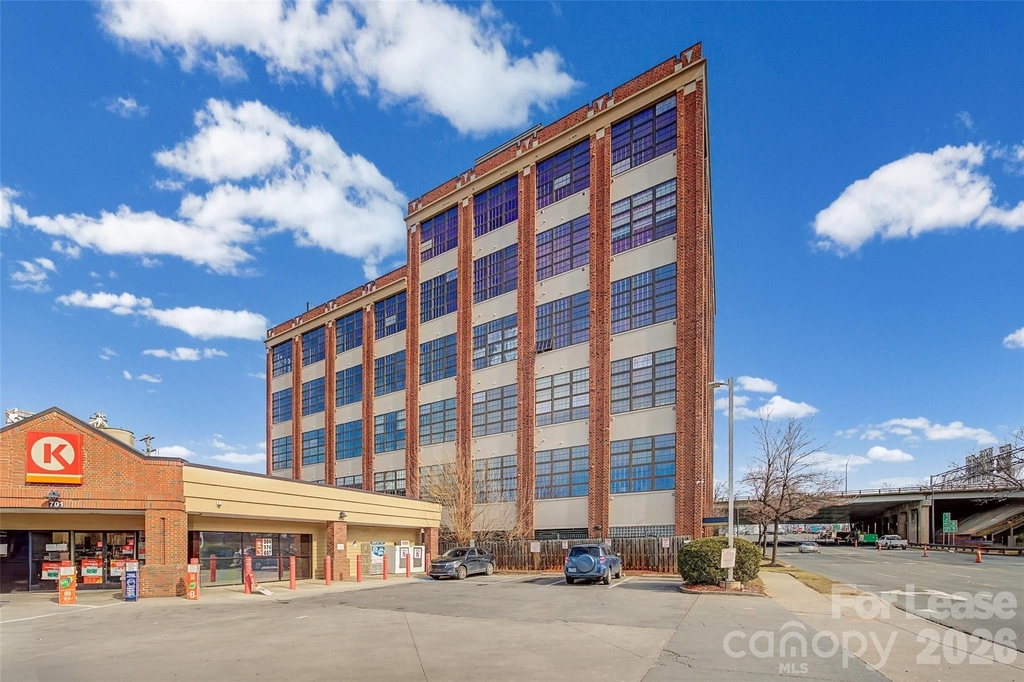 715 N Graham Street - Photo 8