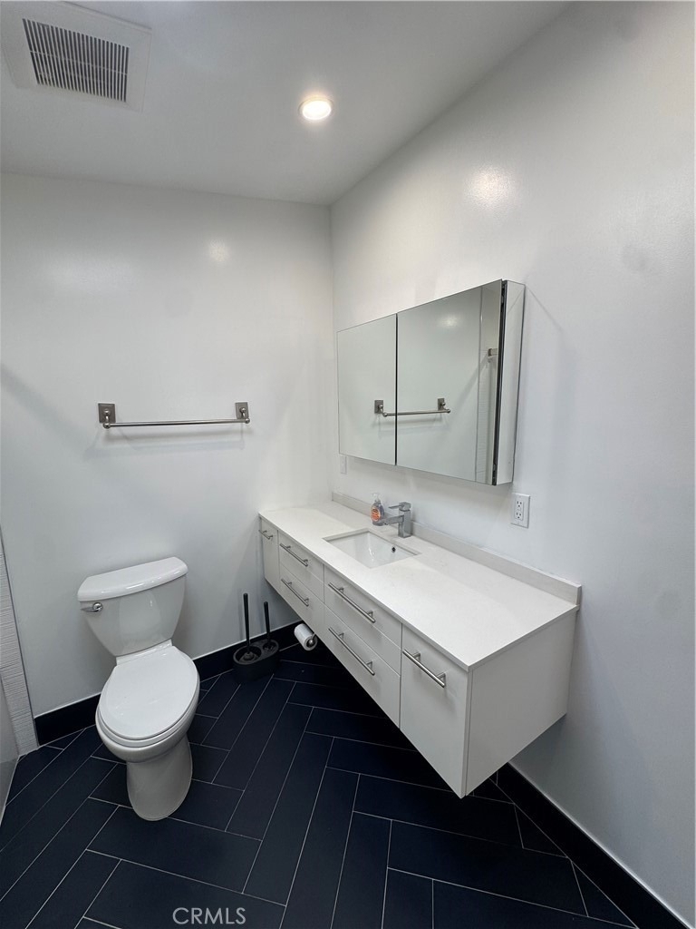 6439 1/2 Graves Avenue - Photo 15