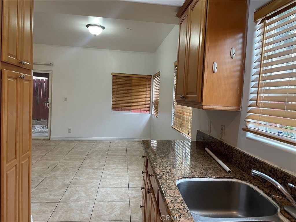 8425 Burnet - Photo 8