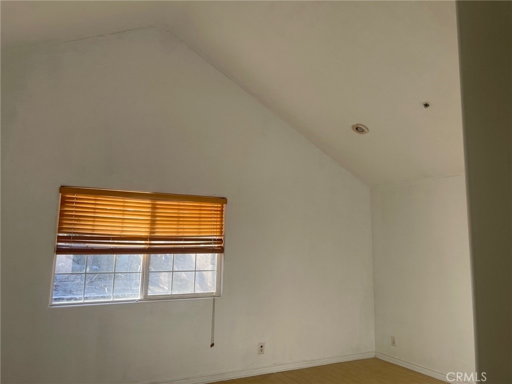 8425 Burnet - Photo 6
