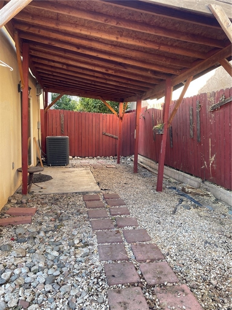 8425 Burnet - Photo 2