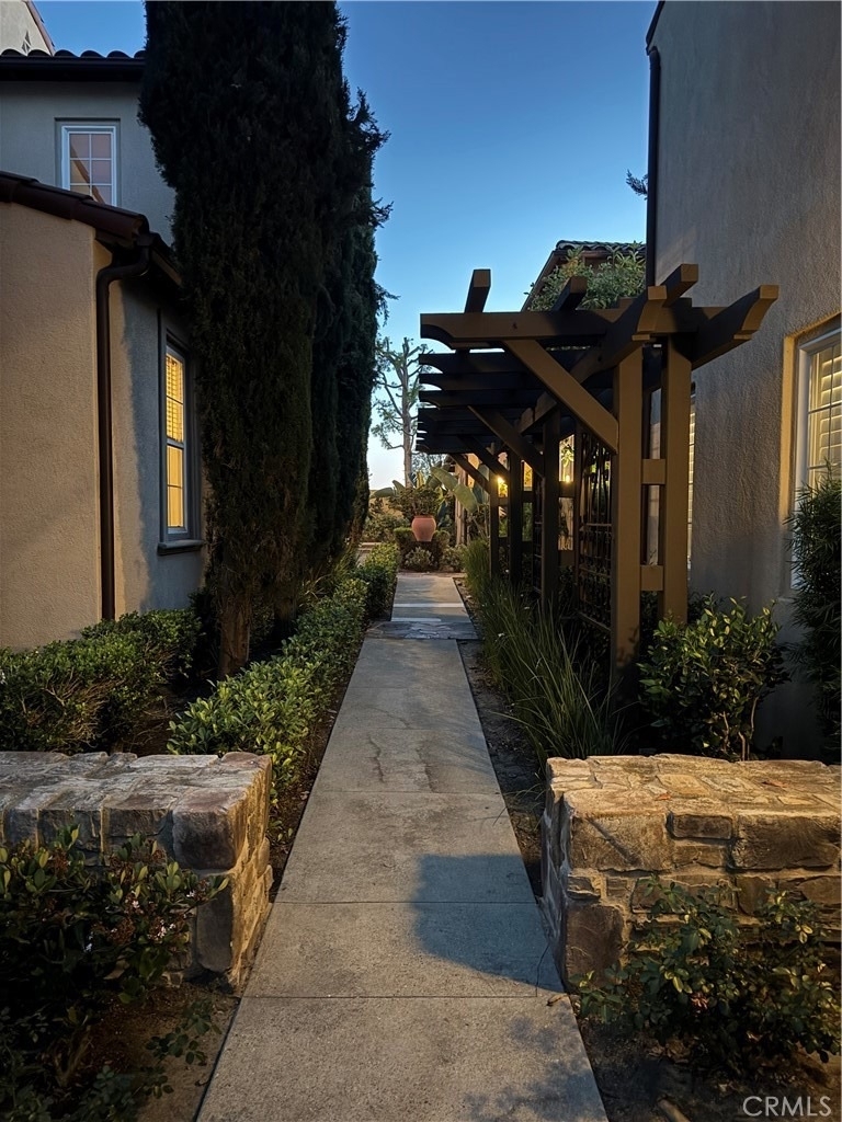 38 Gardenpath - Photo 43
