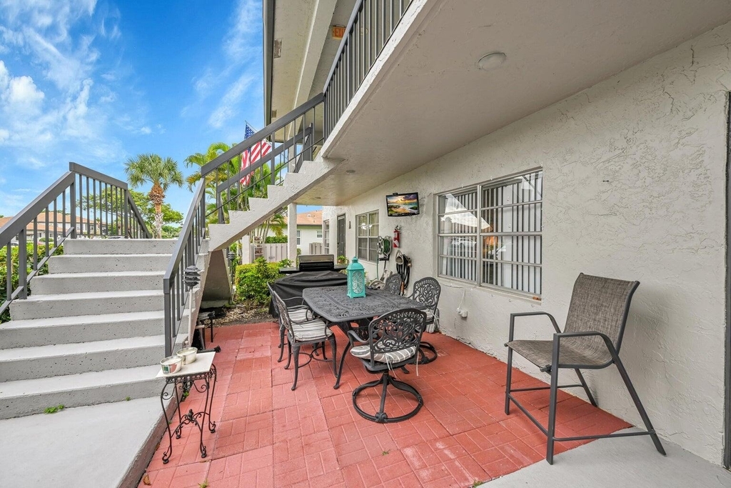 5759 Phoenix Palm Court - Photo 2
