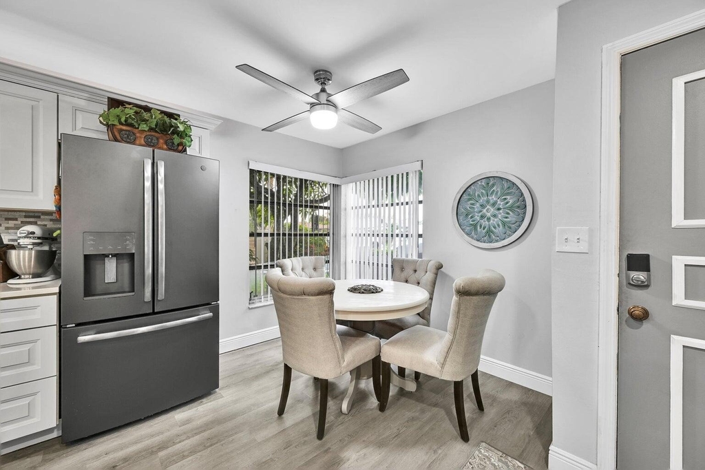 5759 Phoenix Palm Court - Photo 7
