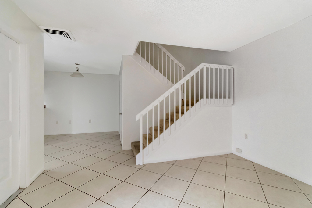 311 3rd Way - Photo 5