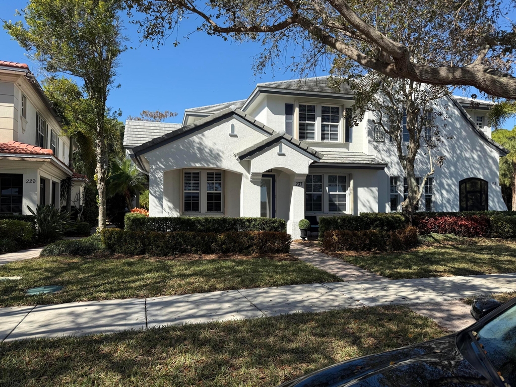 233 Evergrene Parkway - Photo 2