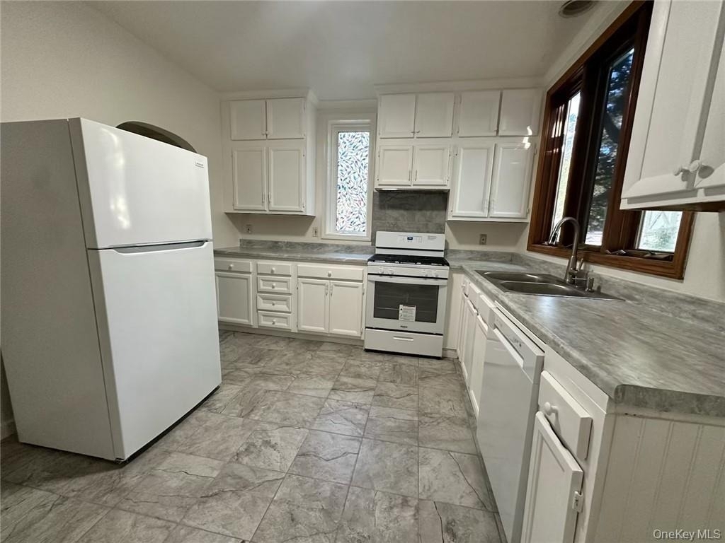 118 W Main Street - Photo 13