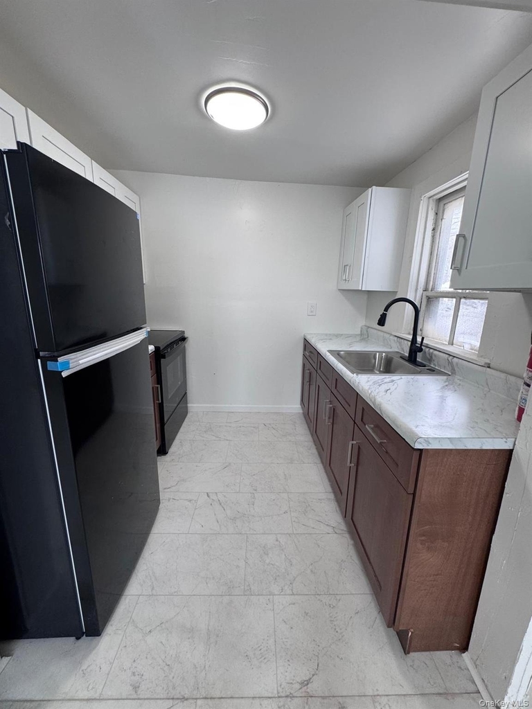 20 Sycamore Street - Photo 9