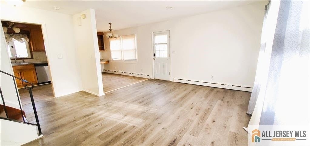 40 Beverly Avenue - Photo 3