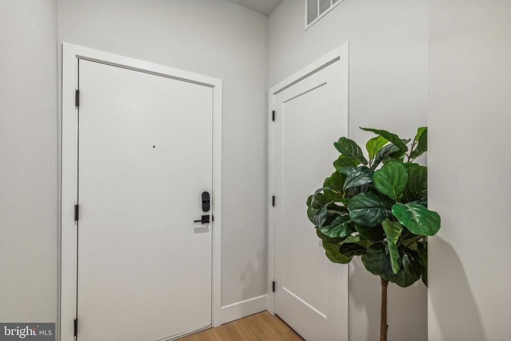 6910 Ridge Avenue - Photo 16