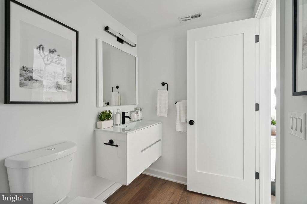 5904 Germantown Avenue - Photo 24