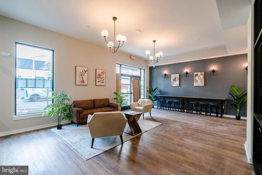 5904 Germantown Avenue - Photo 17