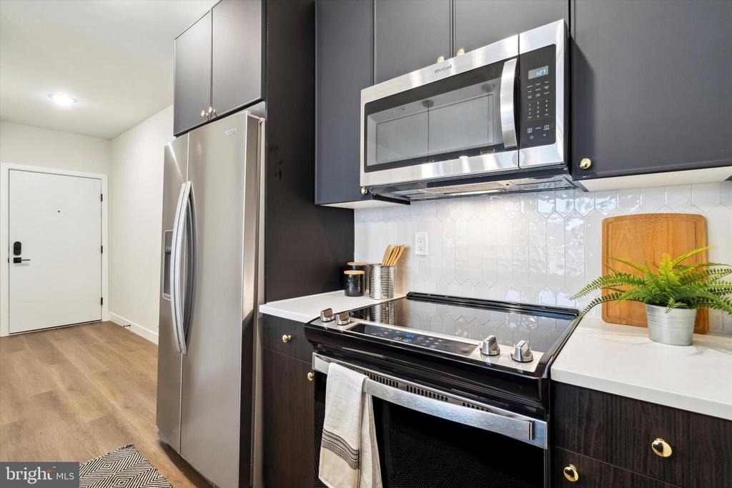 1102 Germantown Avenue - Photo 1