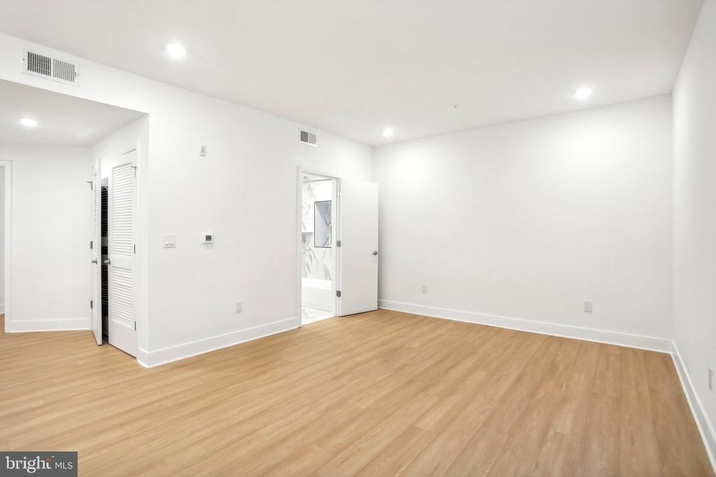 3952 Lancaster Avenue - Photo 8