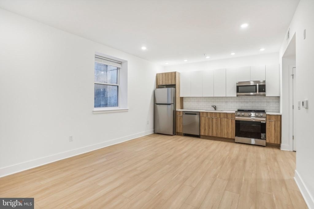 3952 Lancaster Avenue - Photo 1