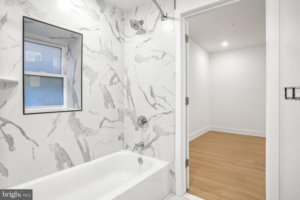 3952 Lancaster Avenue - Photo 3