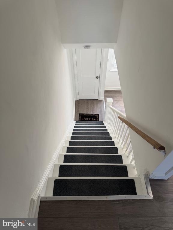 1203 Edgehill Road - Photo 4