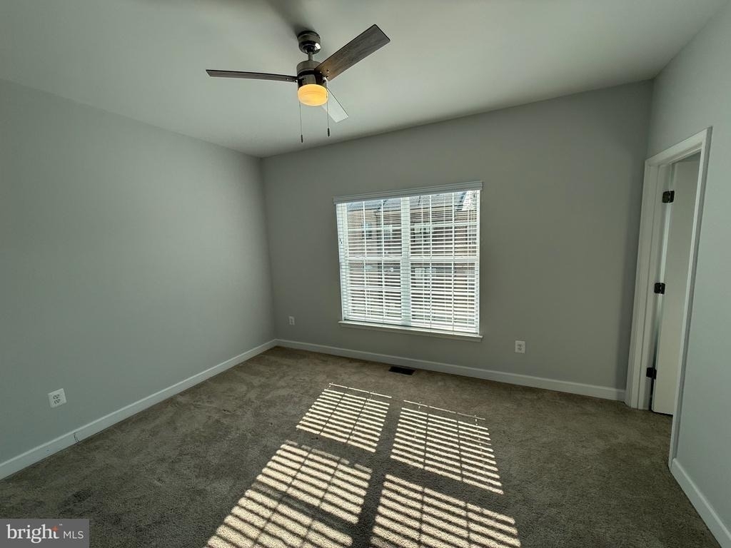 620 Leigh Way - Photo 5