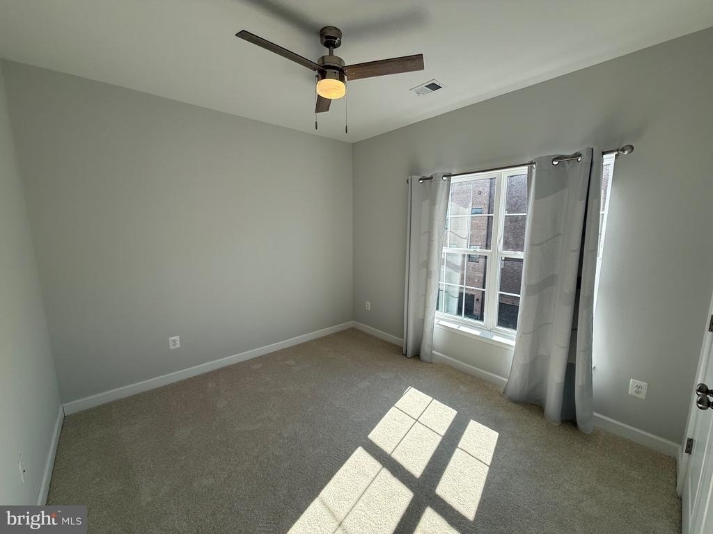 620 Leigh Way - Photo 18