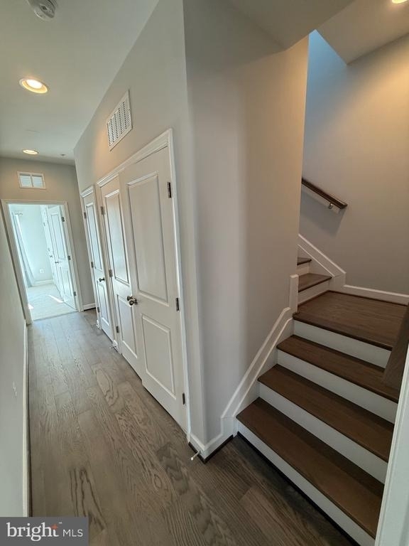 620 Leigh Way - Photo 6