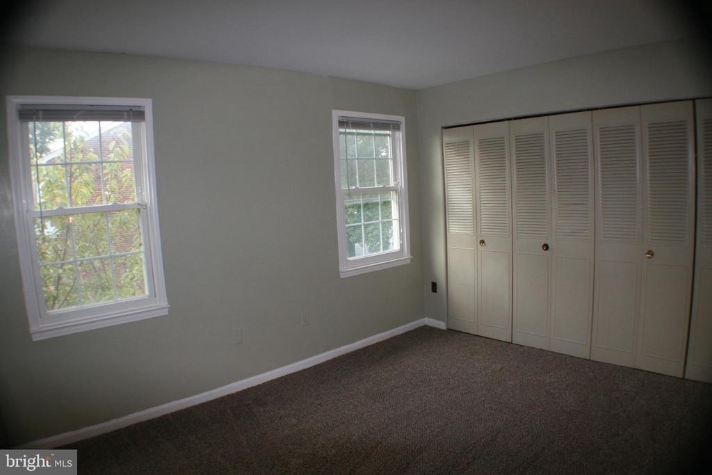 734 Quince Orchard Boulevard - Photo 8