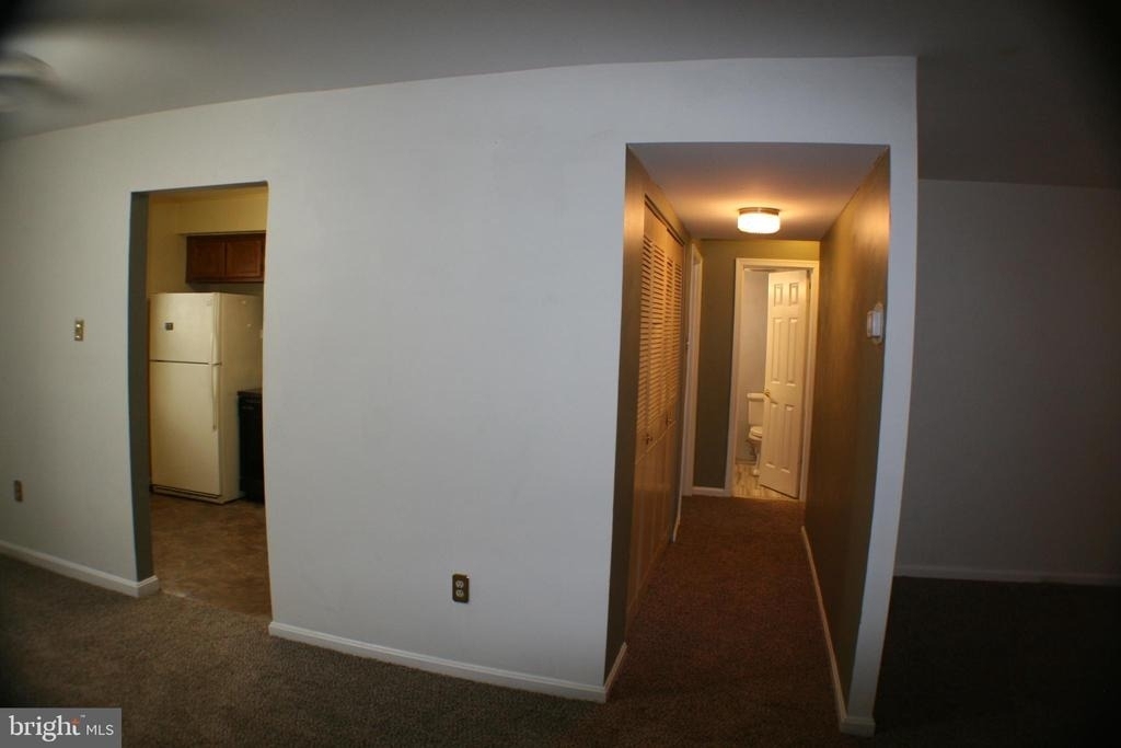 734 Quince Orchard Boulevard - Photo 5
