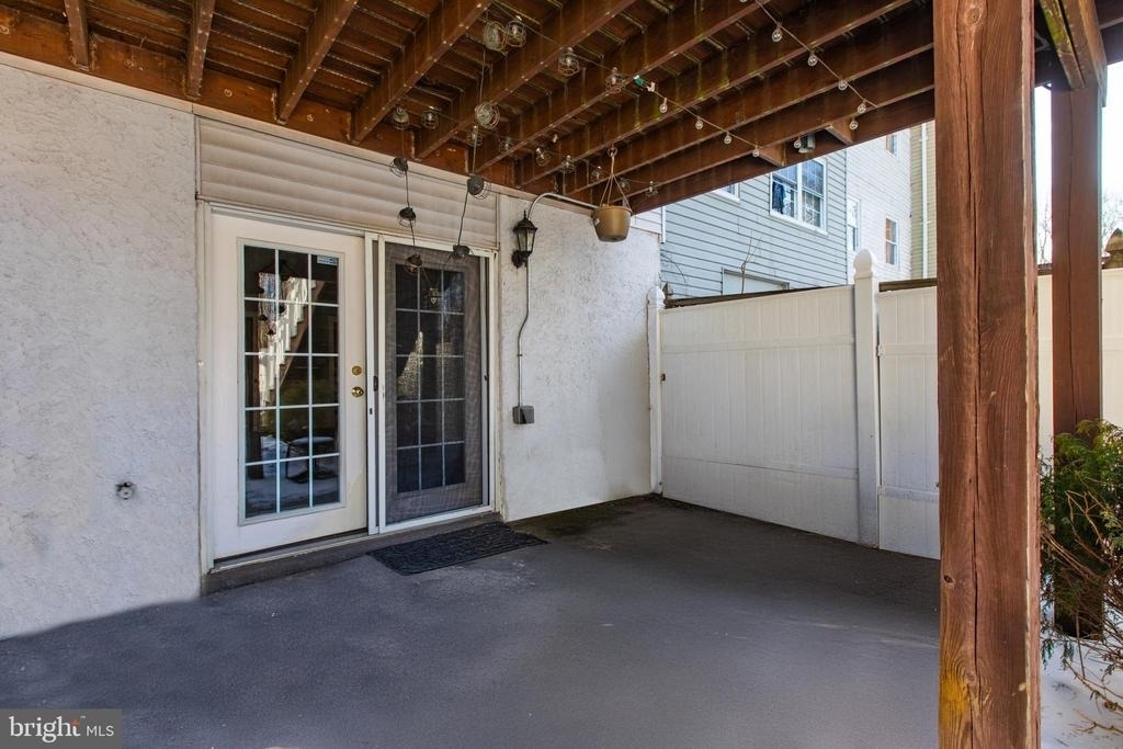2828 Beckon Drive - Photo 33