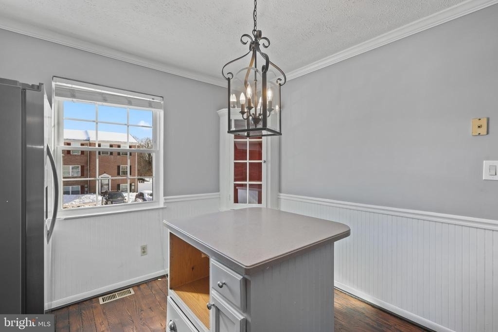 2828 Beckon Drive - Photo 8