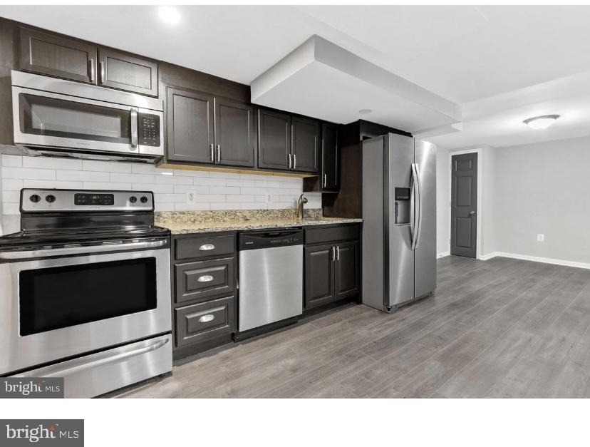 208 6th Avenue - Photo 3