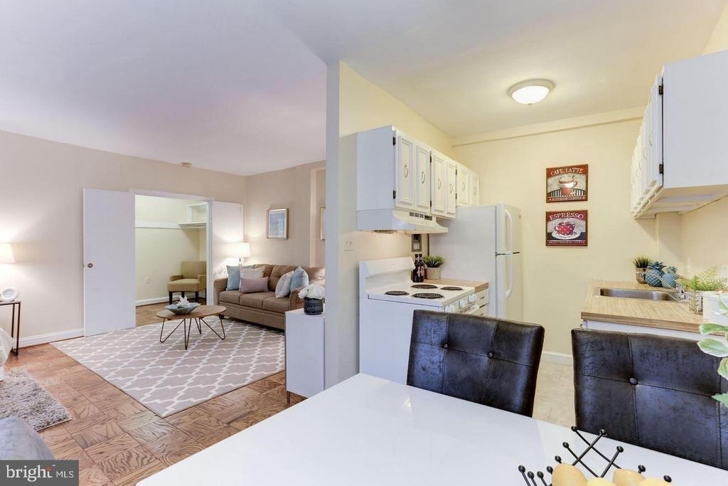 3051 Idaho Avenue Nw - Photo 5