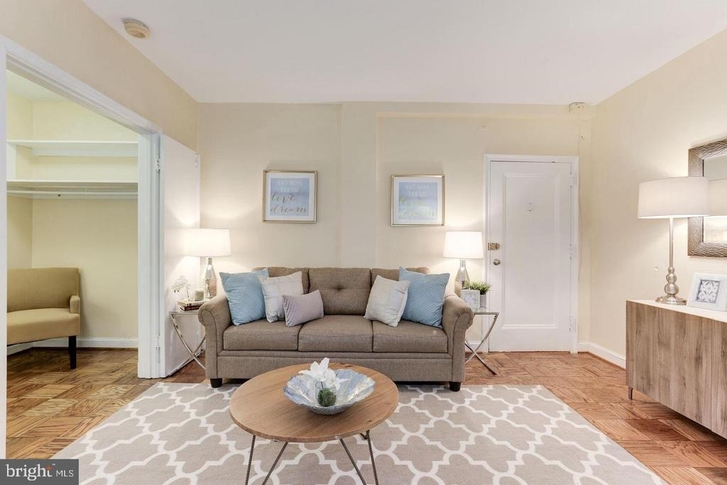 3051 Idaho Avenue Nw - Photo 9