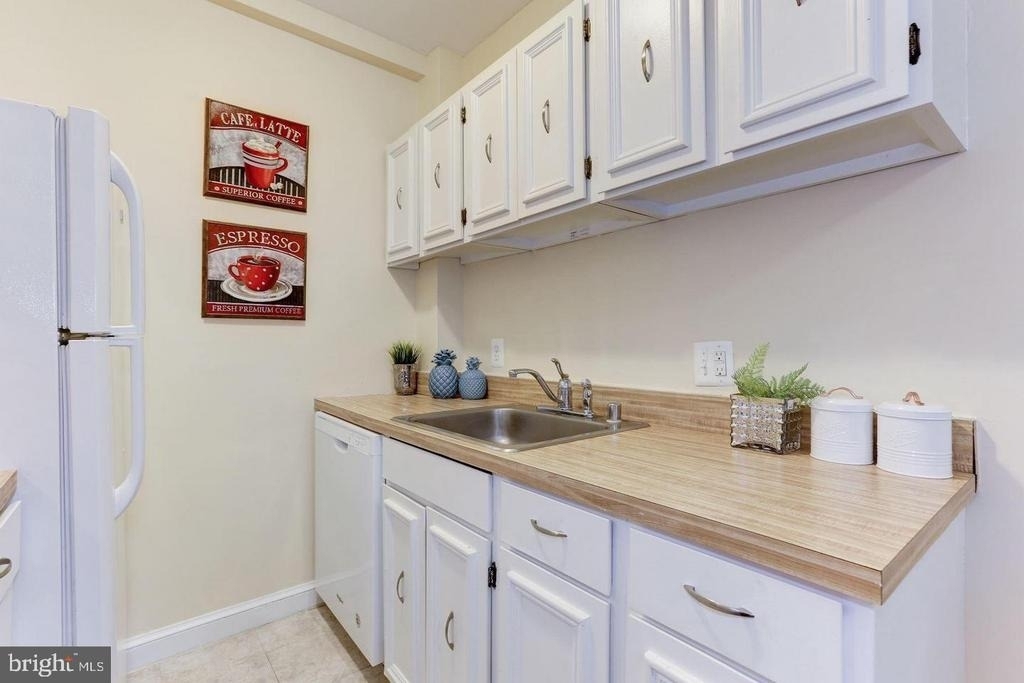 3051 Idaho Avenue Nw - Photo 8